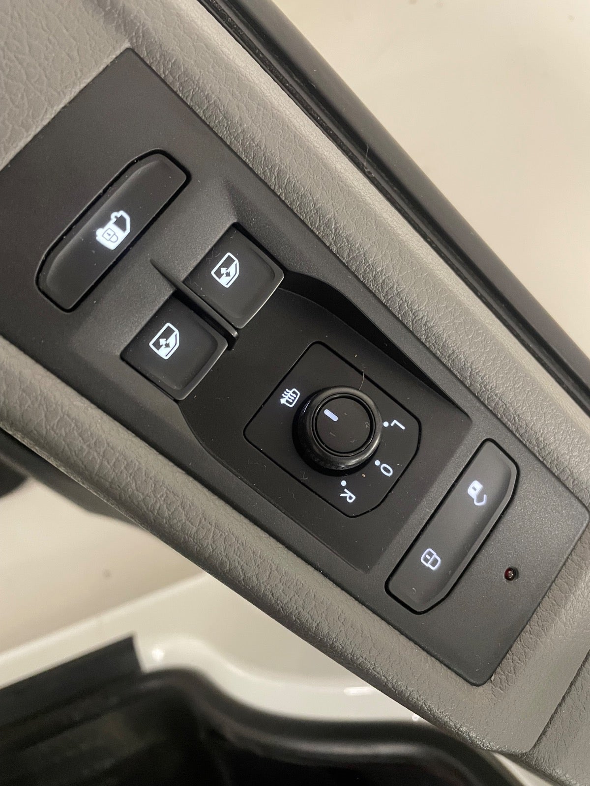 Billede af VW Transporter 2,0 TDi 110 Kassevogn lang