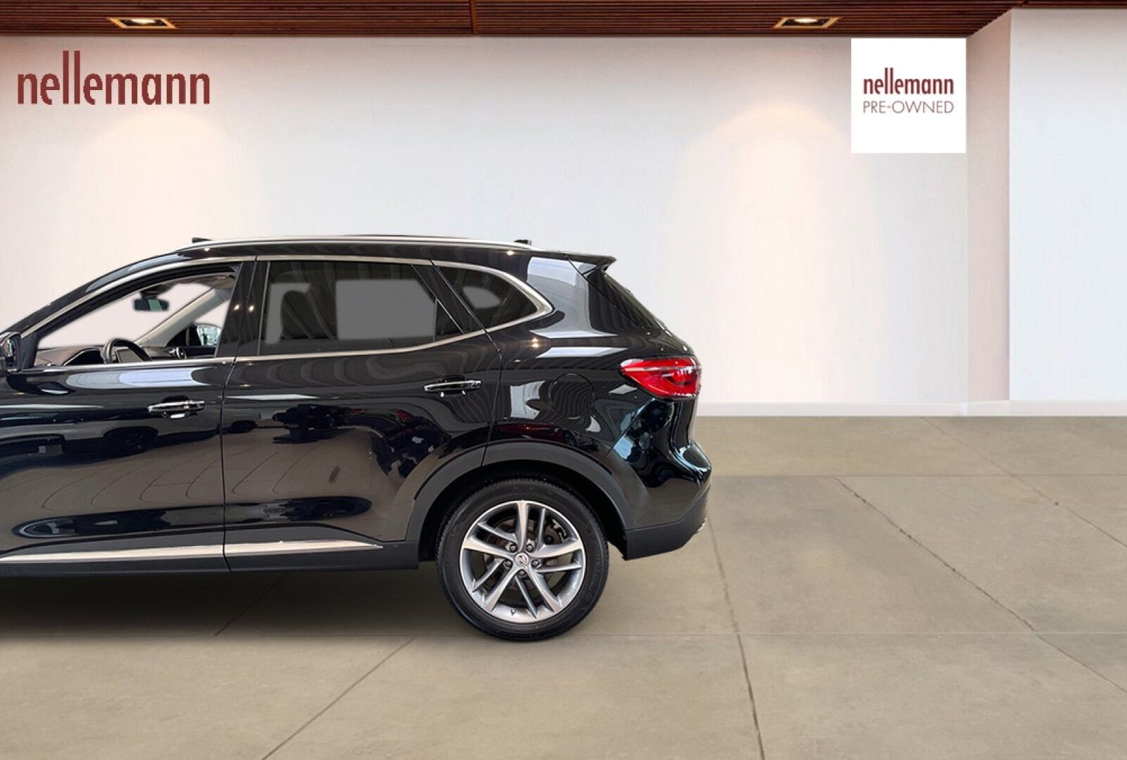 MG EHS PHEV Luxury