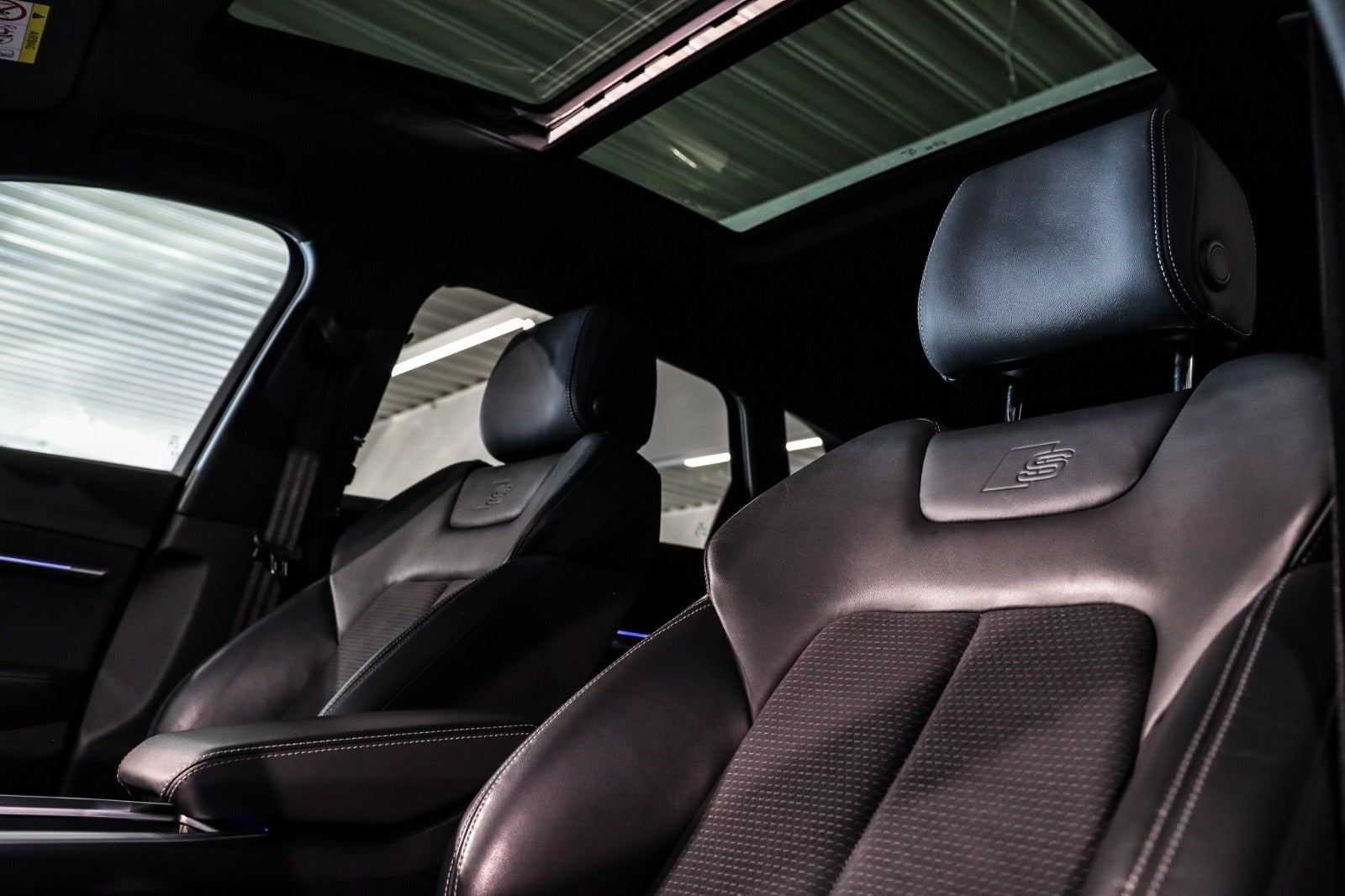 Billede af Audi Q8 e-tron 55 S-line Black Edition quattro