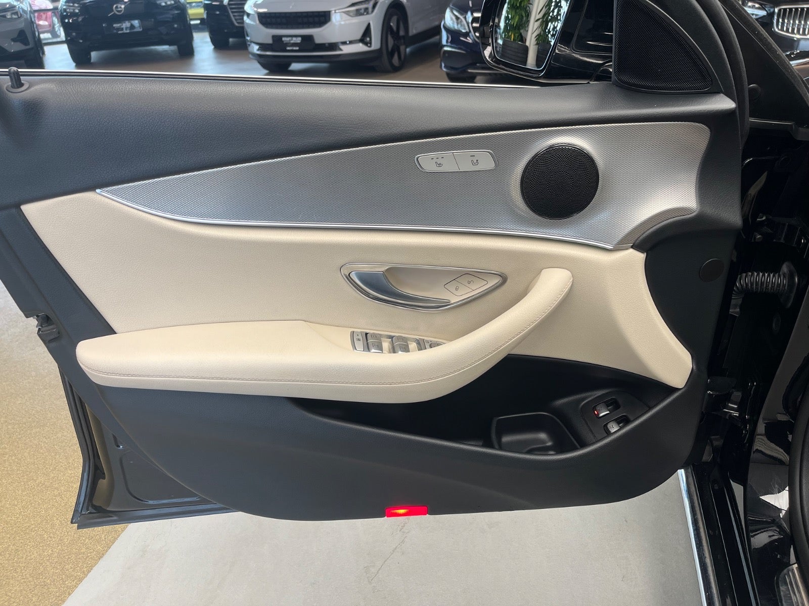 Billede af Mercedes E220 d 2,0 Avantgarde stc. aut.