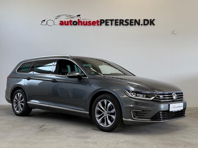VW Passat GTE Highline Variant DSG