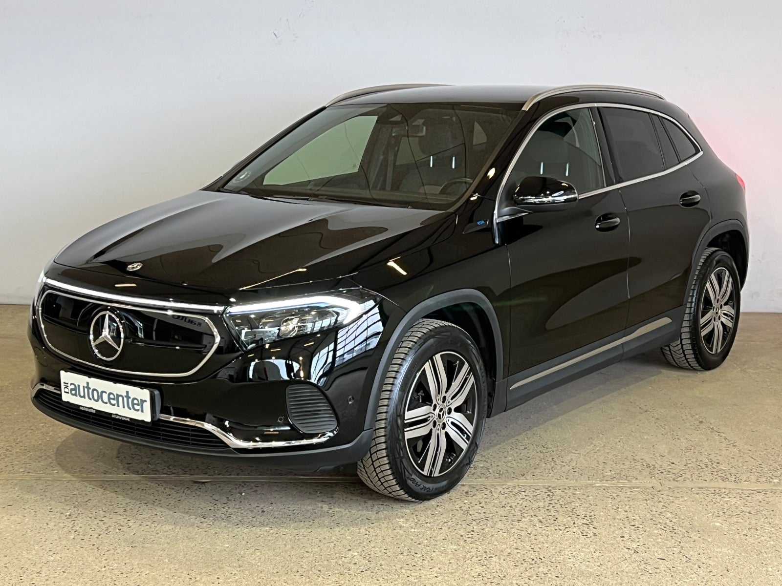 Mercedes EQA250 Electric Art