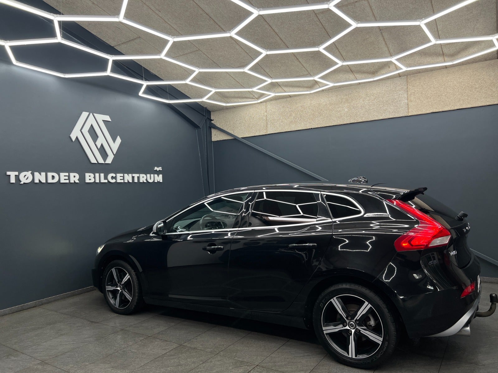 Volvo V40 2017