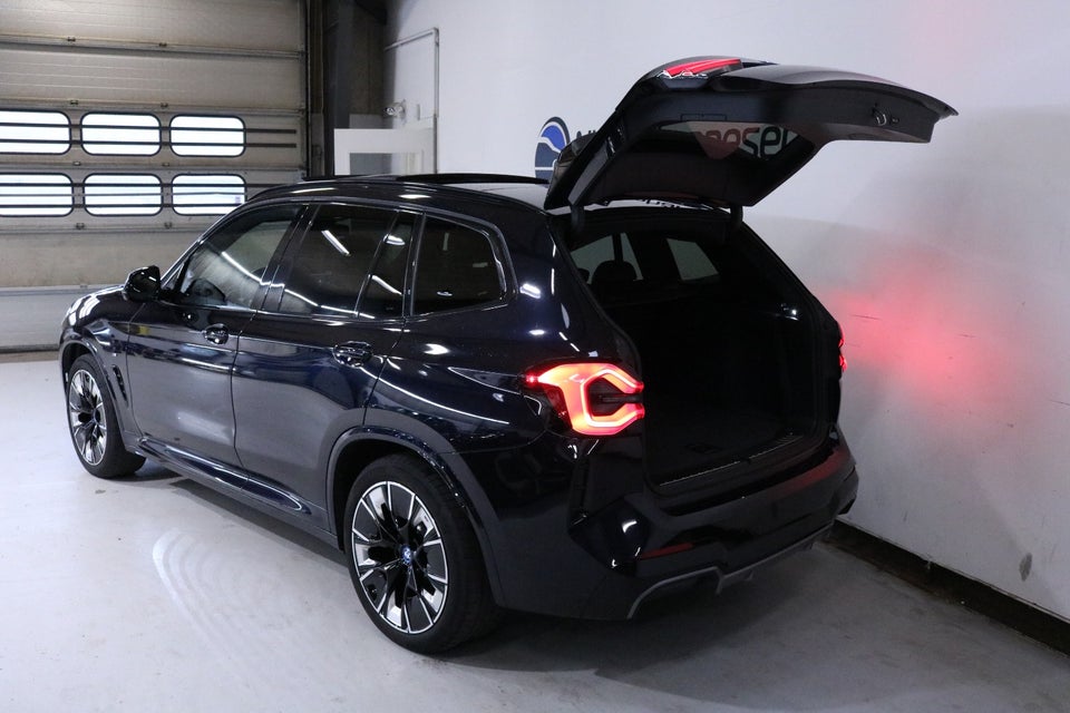 BMW iX3, Billede 3