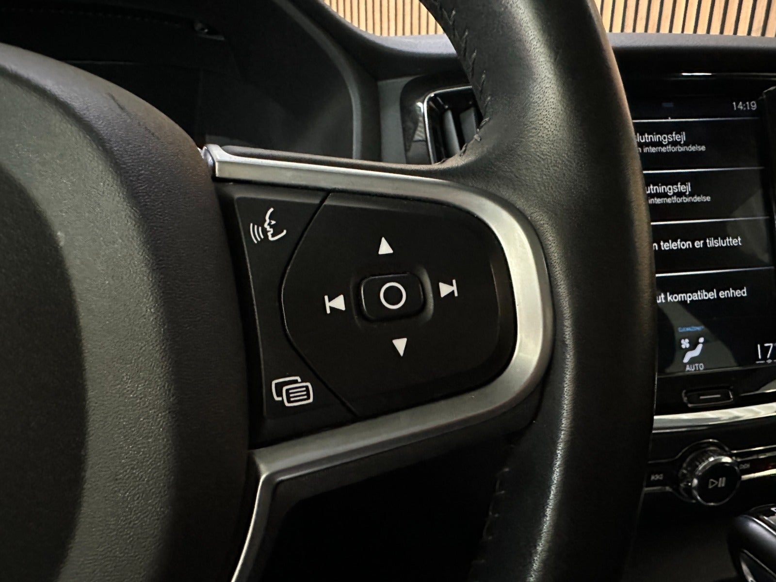 Billede af Volvo V60 2,0 D3 150 Momentum aut.