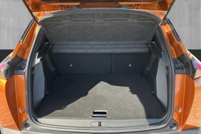 Peugeot e-2008 Active