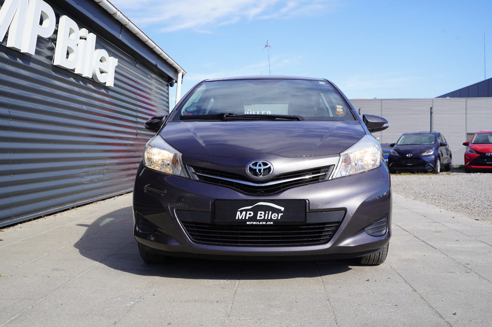Billede af Toyota Yaris 1,3 VVT-i T2 Touch