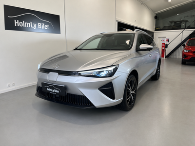 MG MG5 Luxury