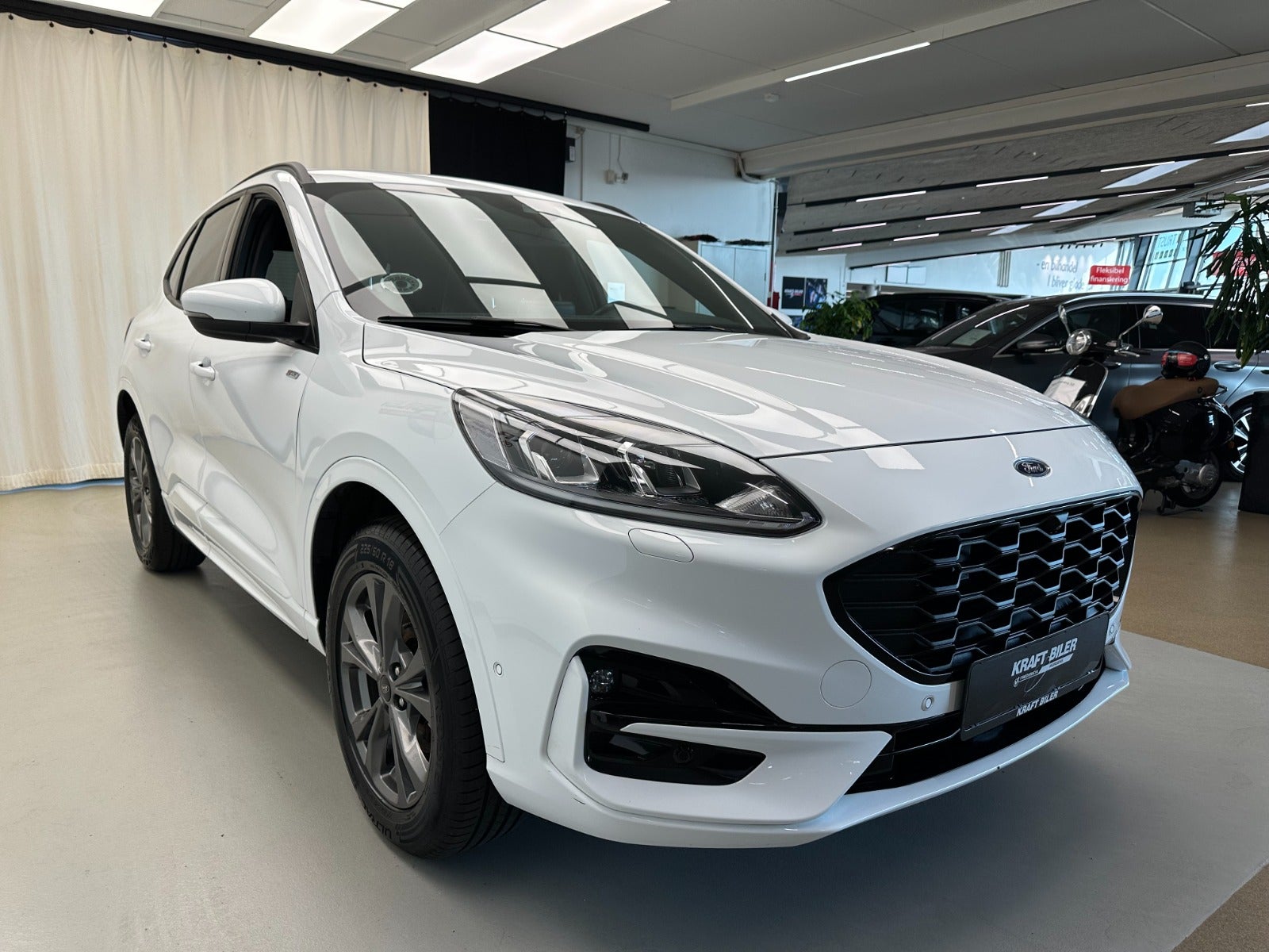 Billede af Ford Kuga 2,5 PHEV ST-Line CVT Van
