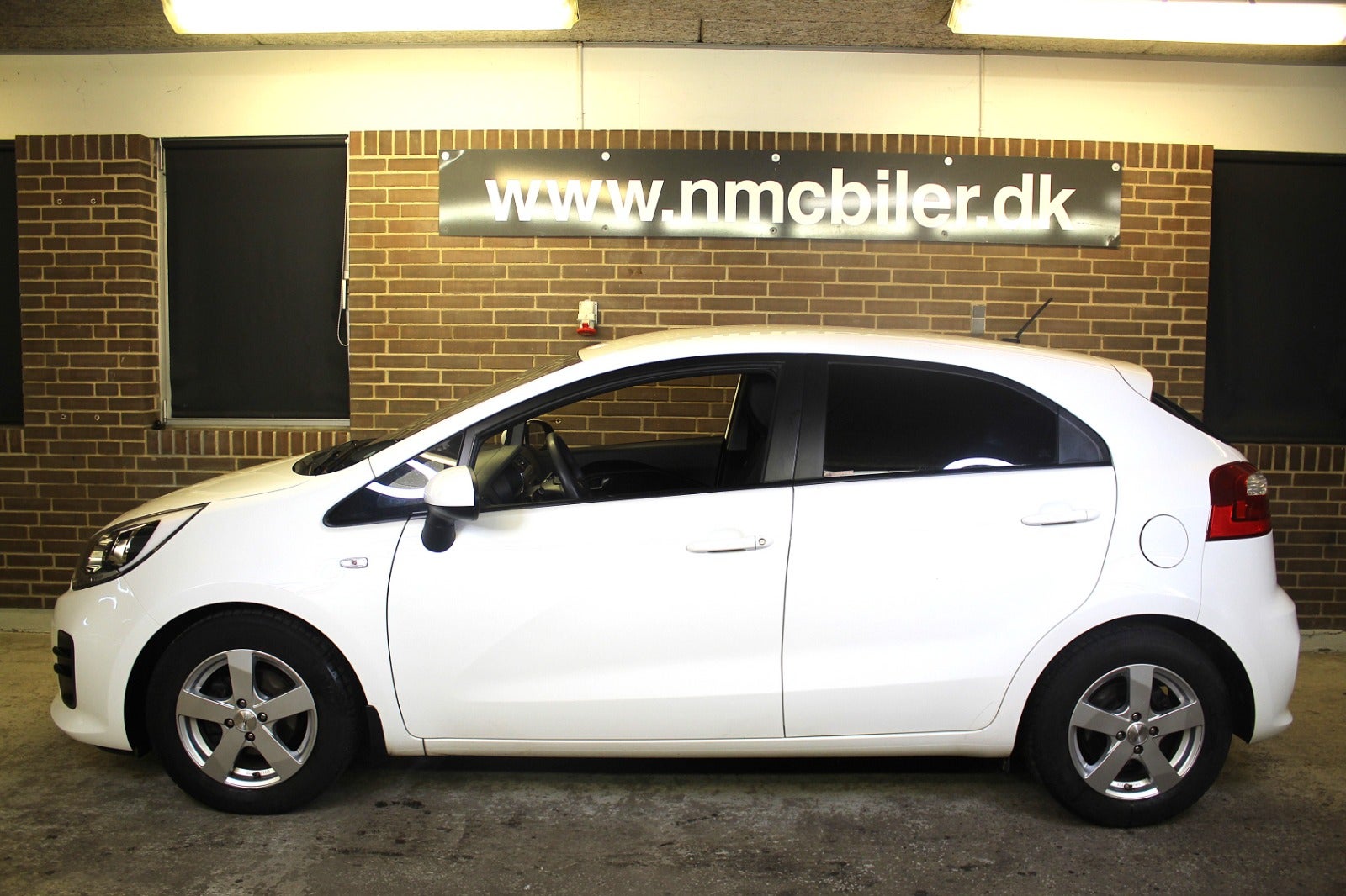 Kia Rio CVVT Style+