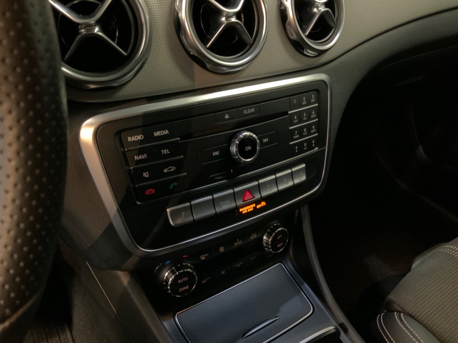 Mercedes-Benz GLA 200 d