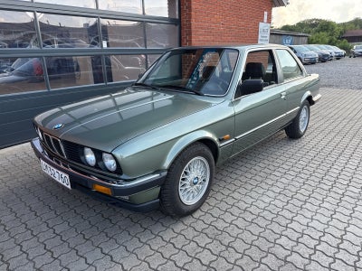 BMW 320i 2,0  2d