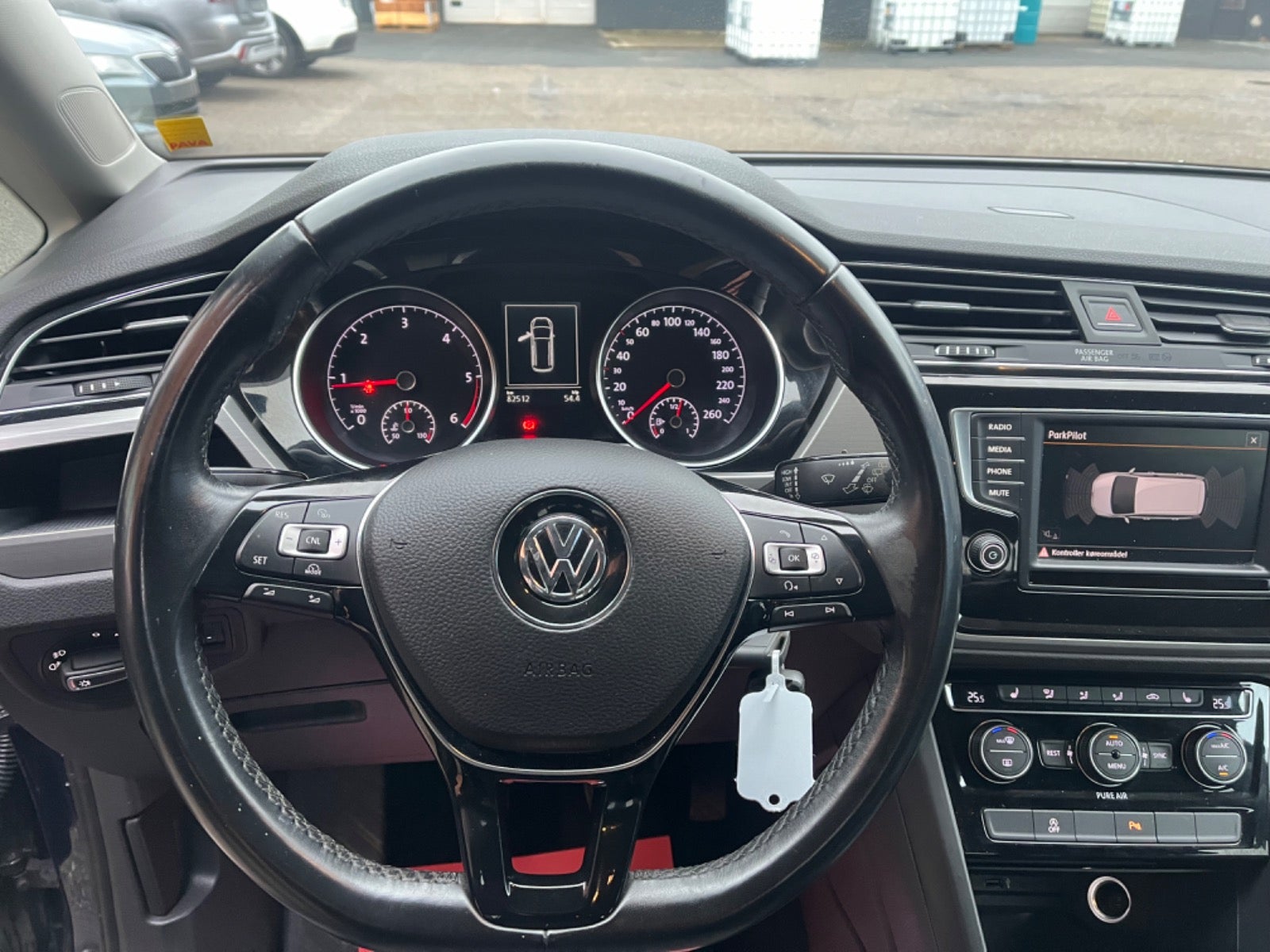 VW Touran 2016