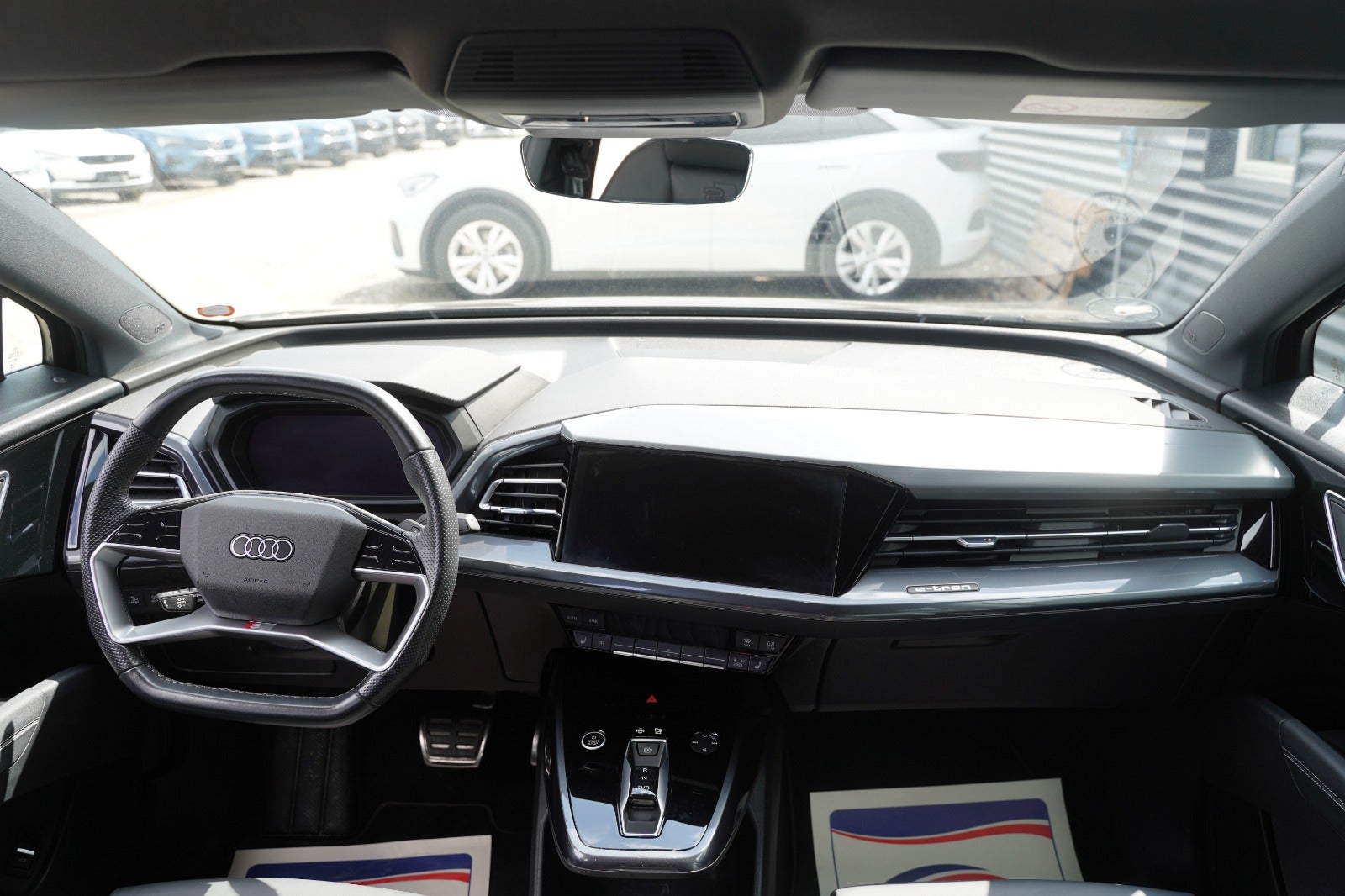 Billede af Audi Q4 e-tron 50 S-line Sportback quattro