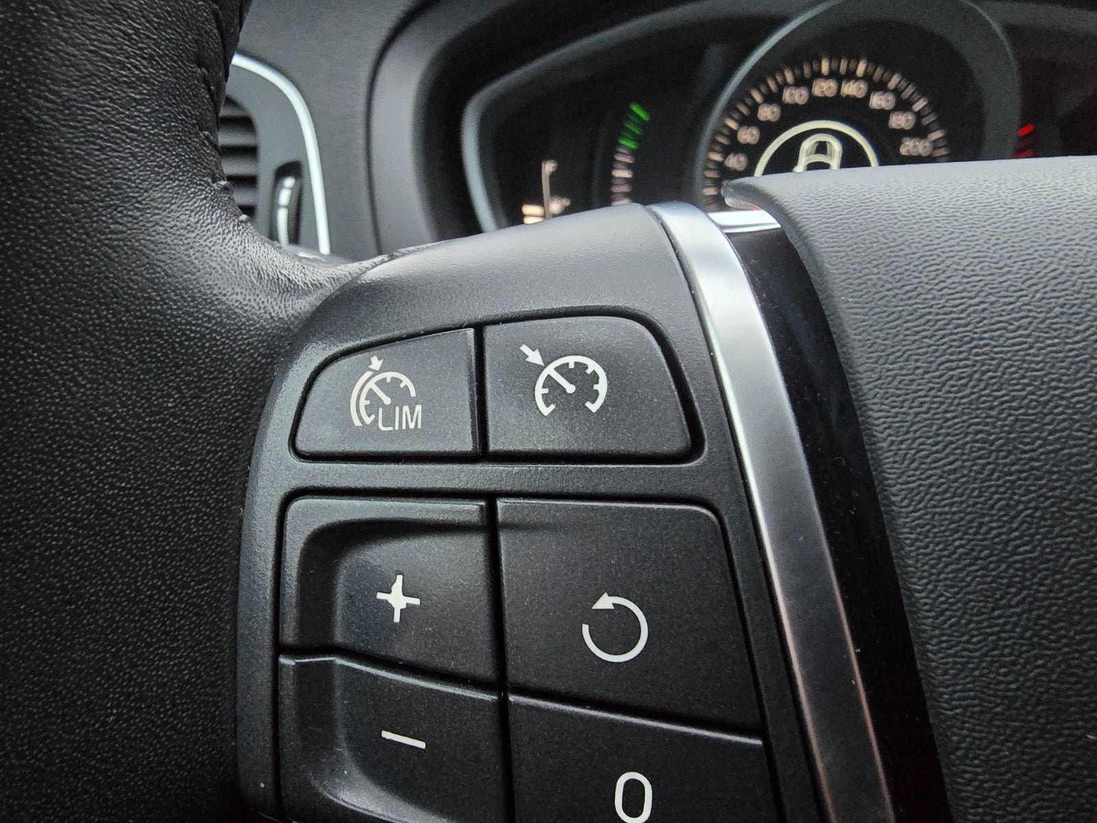 Billede af Volvo V40 2,0 D2 120 Momentum