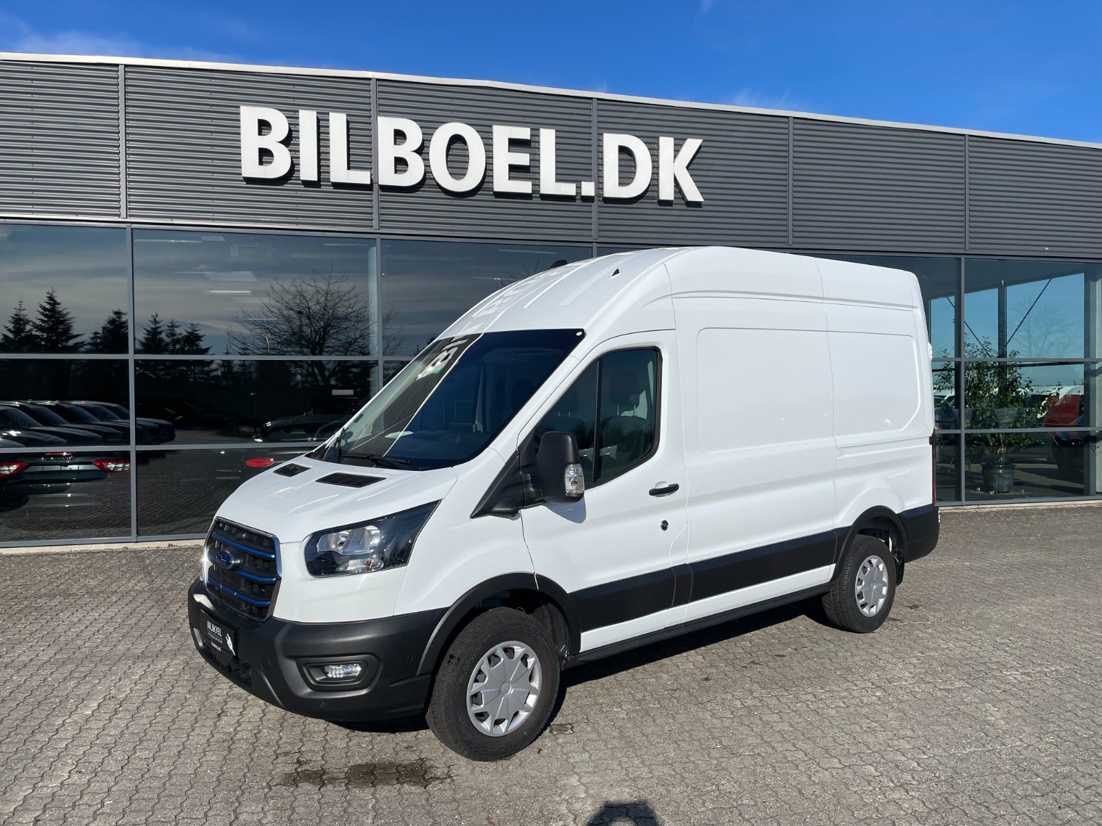 Ford E-Transit 350 L2 Van Trend H2 RWD