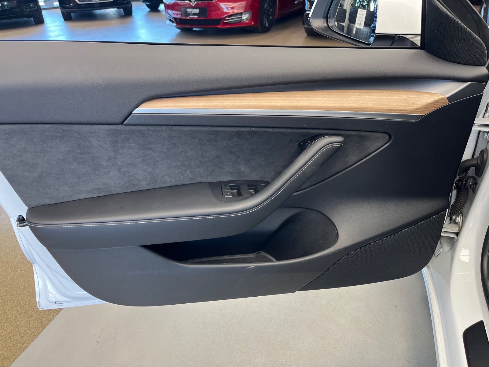 Billede af Tesla Model 3  RWD