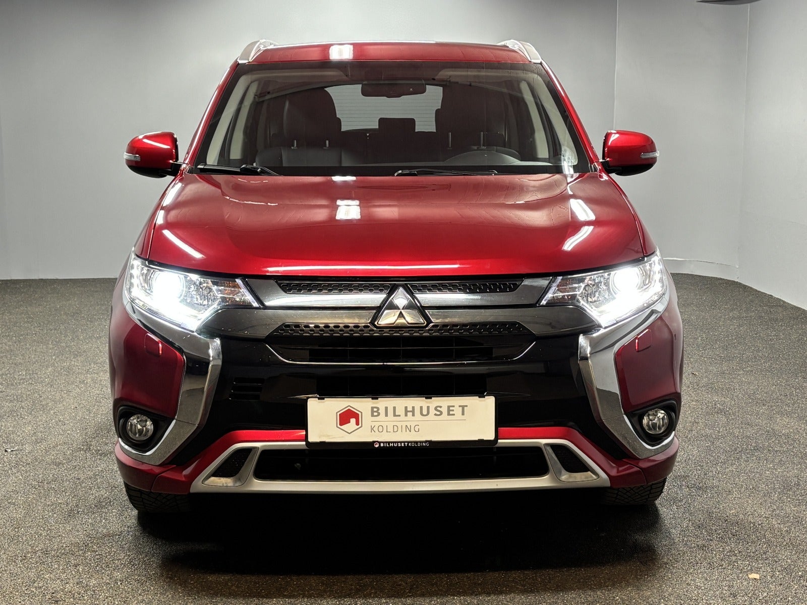 Billede af Mitsubishi Outlander 2,4 PHEV Inform+ CVT 4WD