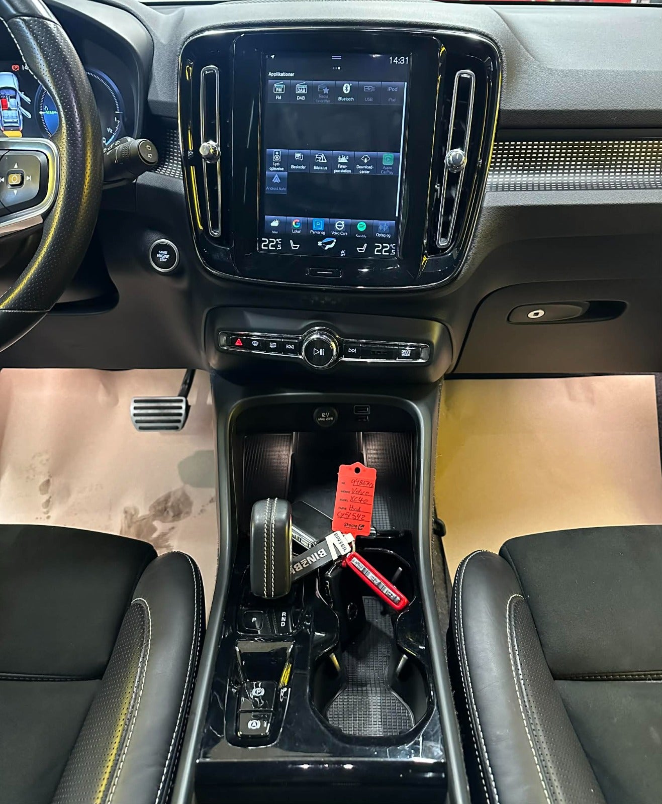 Billede af Volvo XC40 1,5 T5 ReCharge R-Design aut.