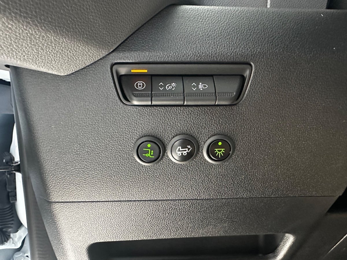 Billede af Renault Master V T35 2,0 dCi 170 L3 Chassis Tekno aut.