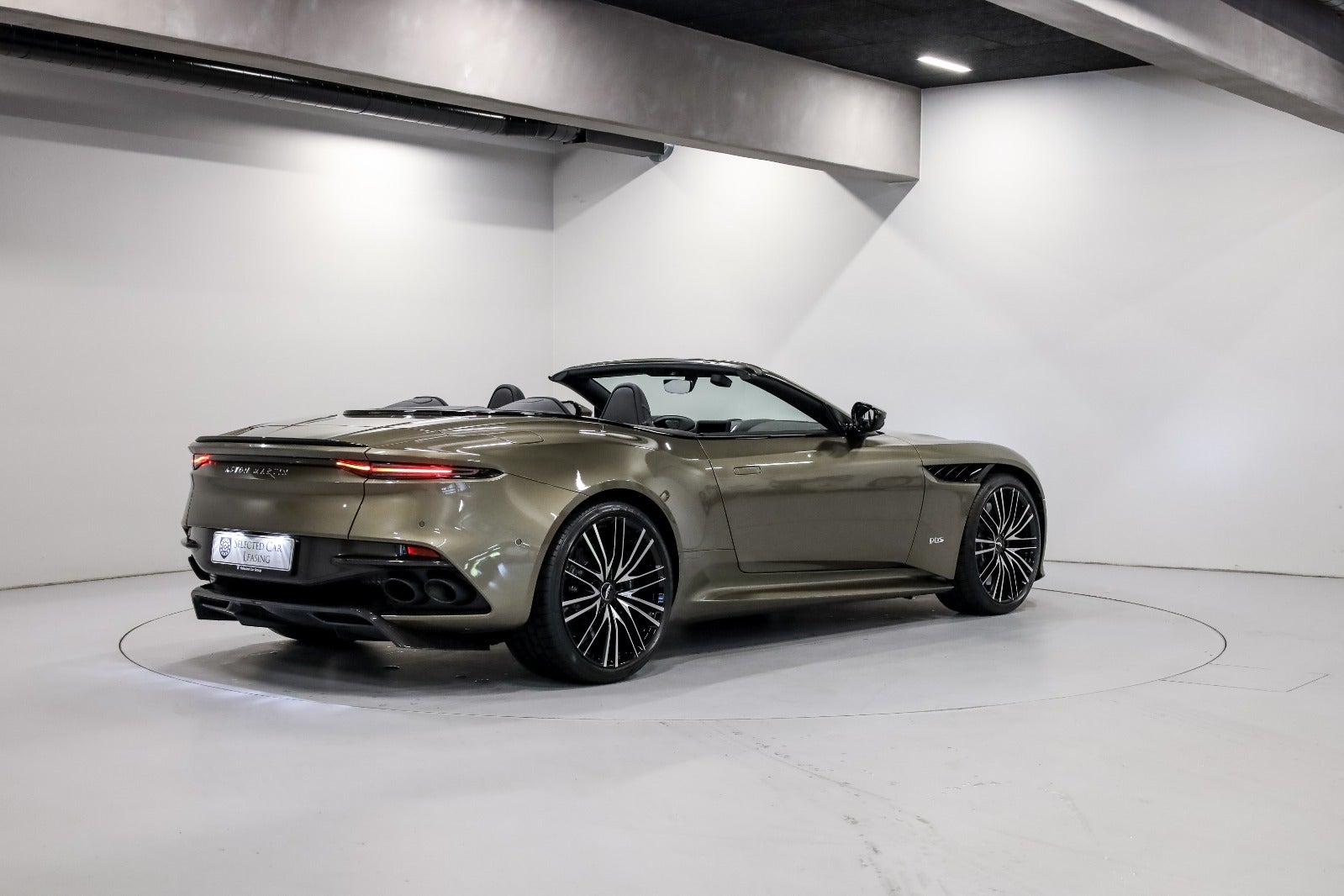 Aston Martin DBS 5,2 Superleggera Volante aut.