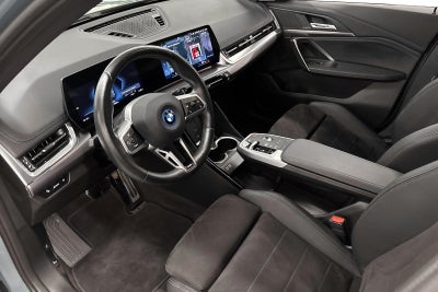 BMW iX1 xDrive30 M-Sport BMW iX1 xDrive30 M-Sport - 4