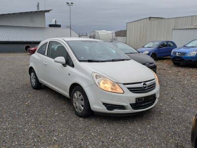 Opel Corsa 1,0 12V Essentia 3d