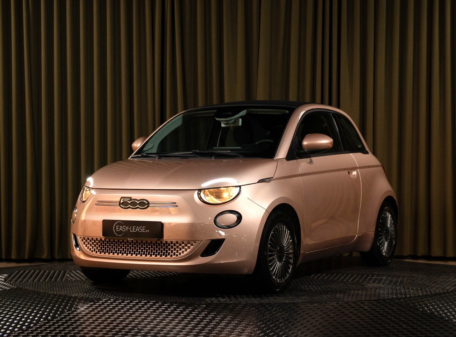 Fiat 500e 42 (RED) Cabrio