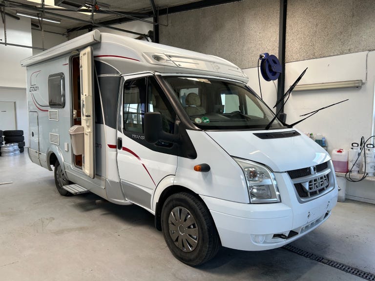 Ford Hymer Eriba Van EV 513