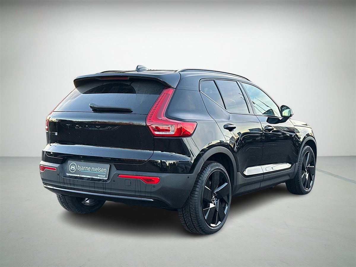 Volvo EX40 Extended Range Black Edition billede 2