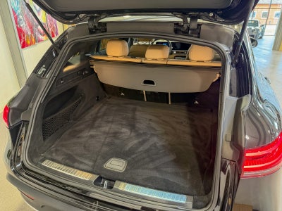 Mercedes EQC400