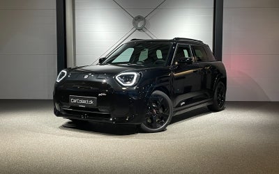 MINI Aceman SE  JCW Trim M 5d