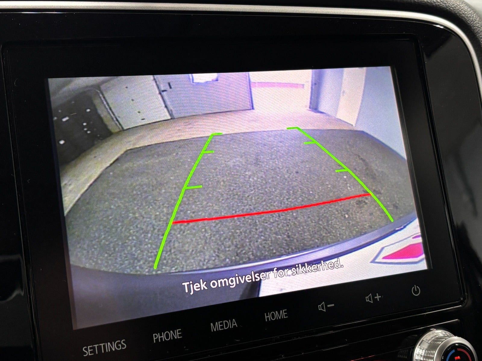 Billede af Mitsubishi Outlander 2,4 PHEV Invite CVT 4WD