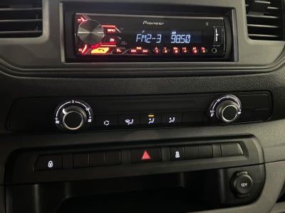 Toyota ProAce D 95 Medium Base