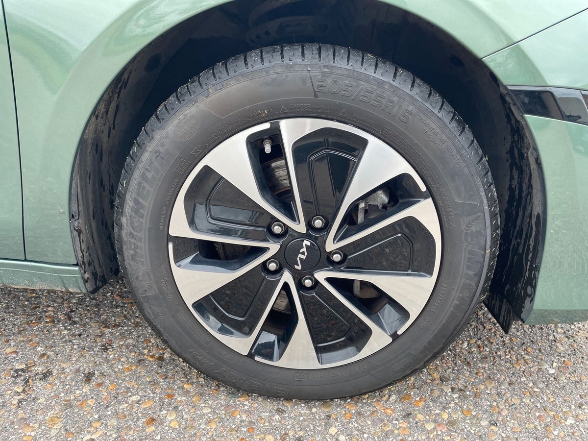 Kia Ceed PHEV Prestige SW DCT billede 8