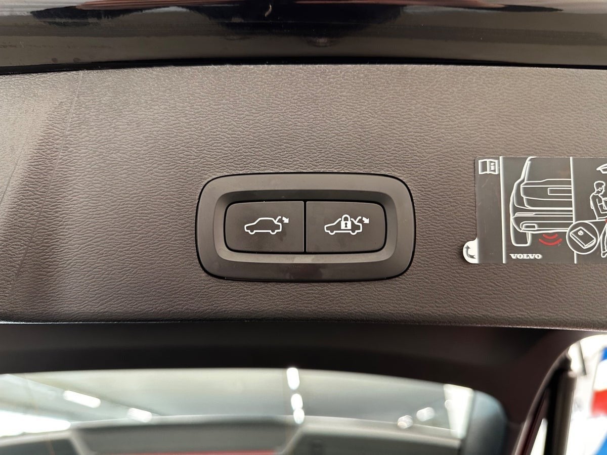 Billede af Volvo XC40  P6 ReCharge Core