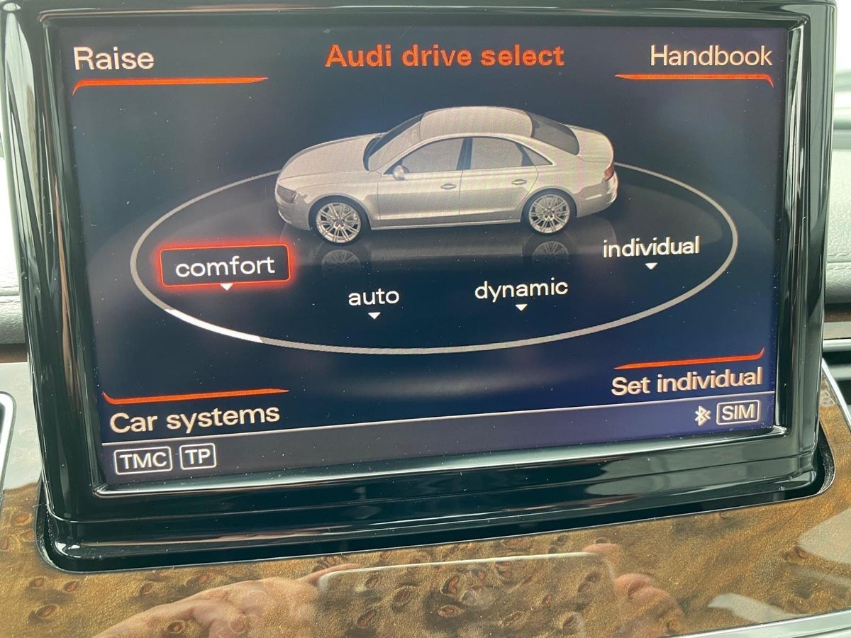 Audi A8 2010