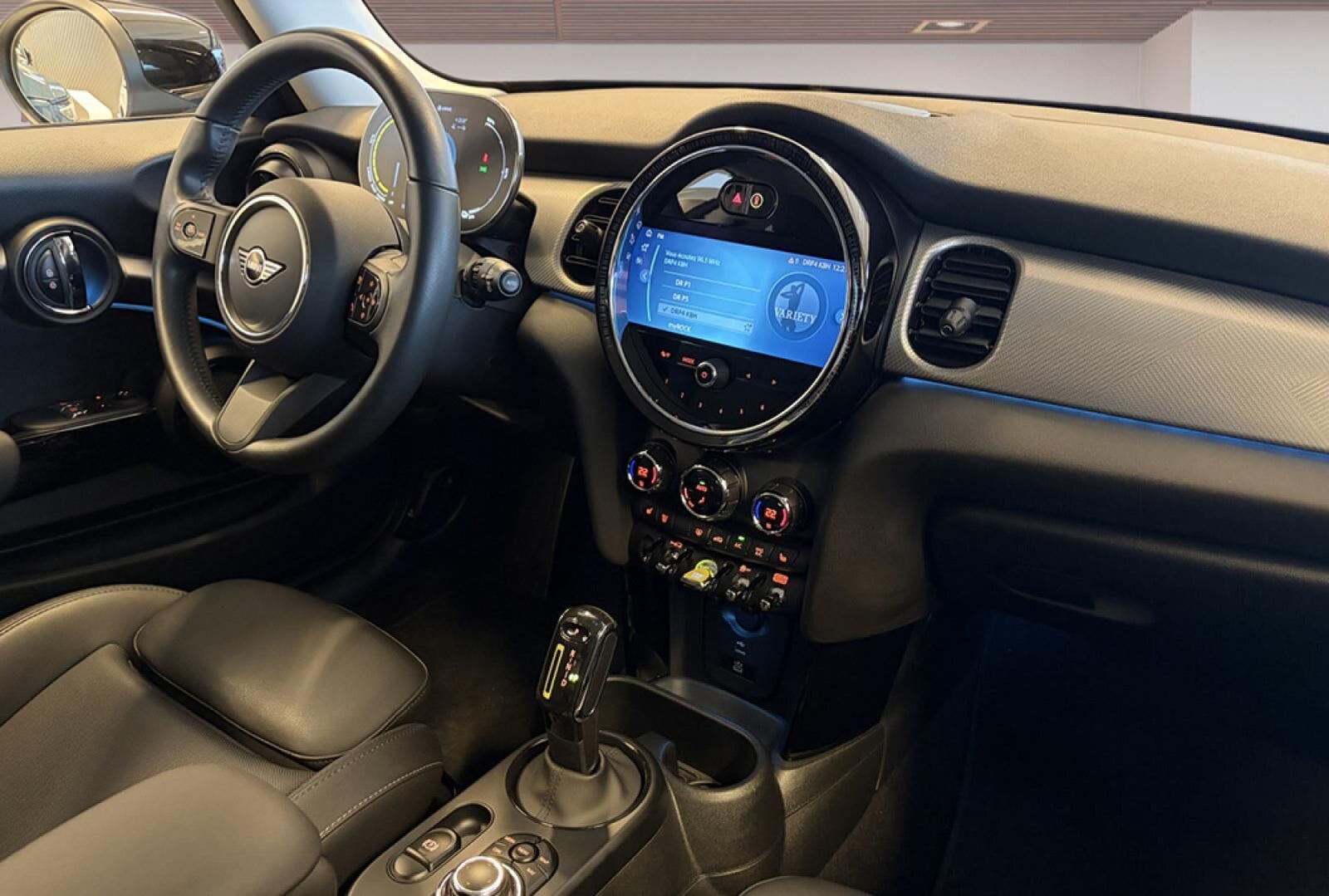 MINI Cooper SE Classic Trim