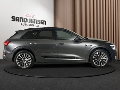 Audi e-tron S-line quattro Van