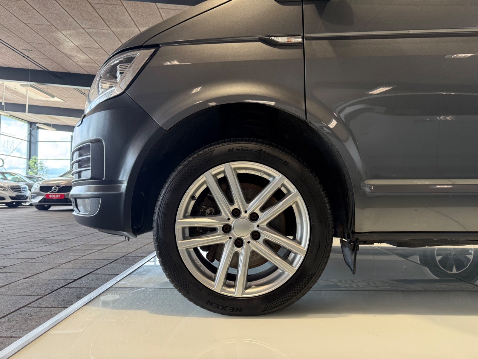 Billede af VW Transporter 2,0 TDi 204 Kassevogn DSG 4Motion lang