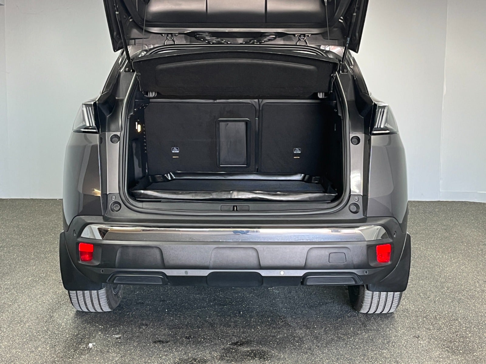 Billede af Peugeot 3008 1,6 Hybrid Allure Pack LTD EAT8