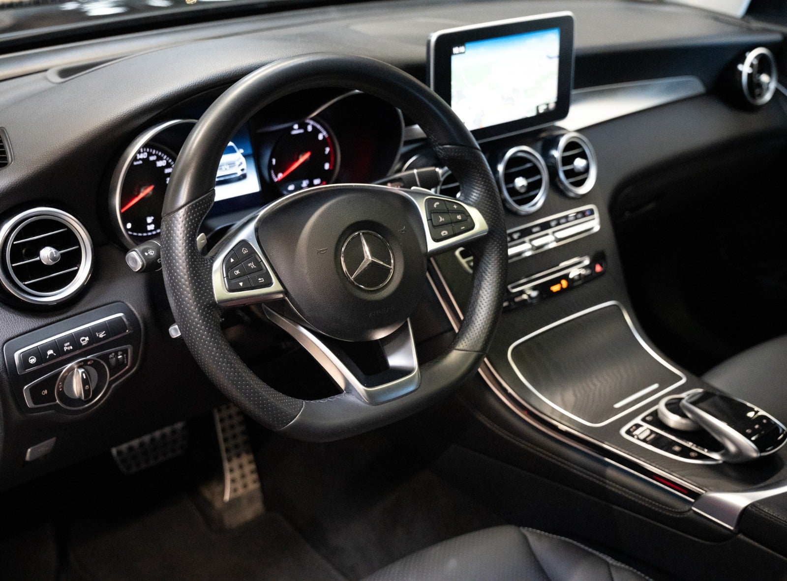 Billede af Mercedes GLC300 2,0 AMG Line Coupé aut. 4Matic