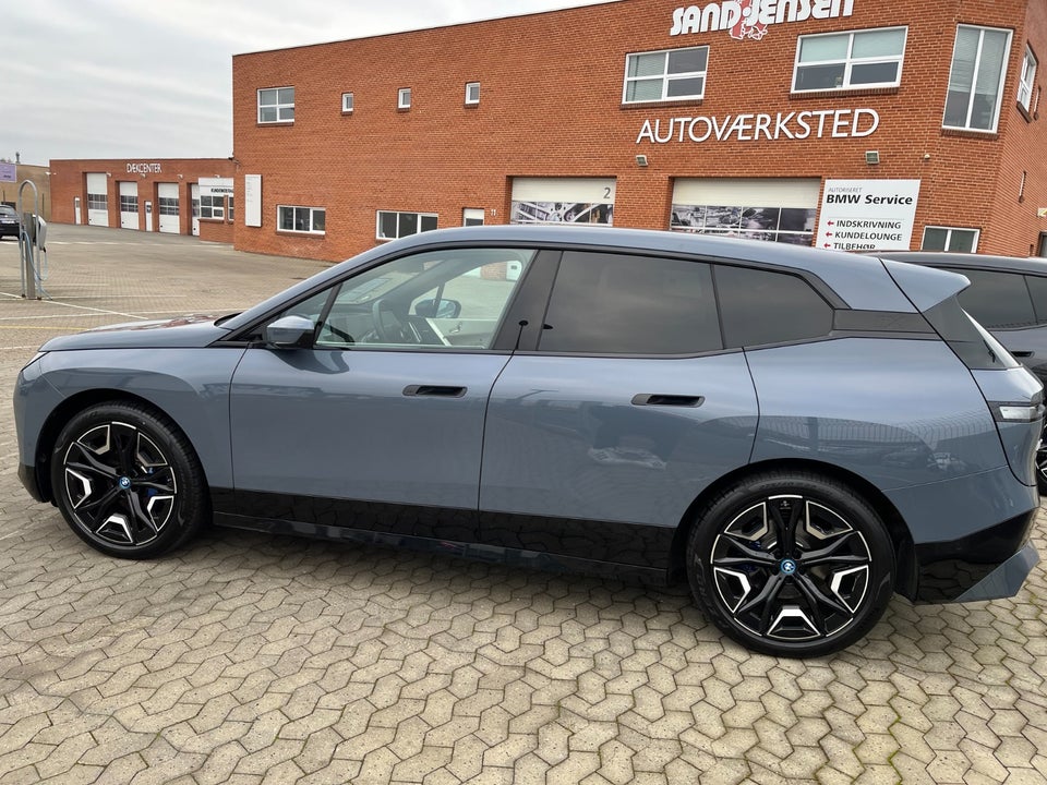 BMW iX xDrive40 Super Charged