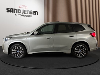 BMW iX2 eDrive20 M-Sport Van