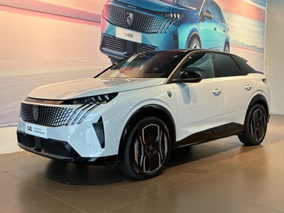 Peugeot e-3008 77 GT Pack 5d