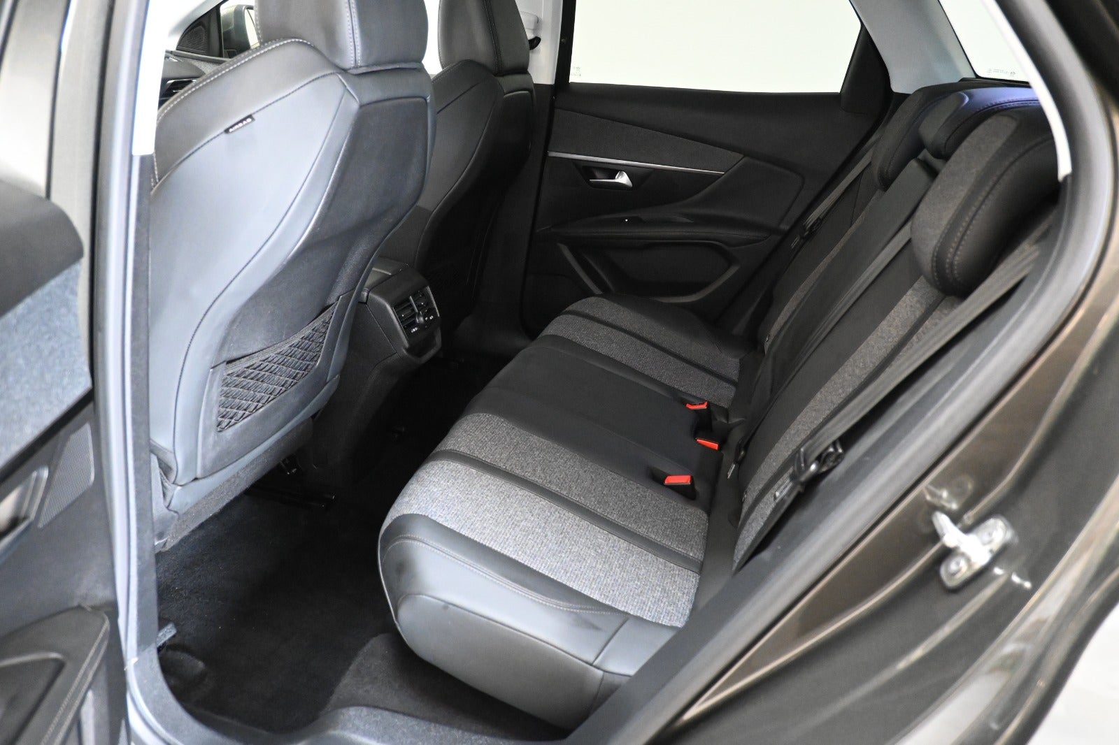 Peugeot 3008 BlueHDi 130 Infinity LTD