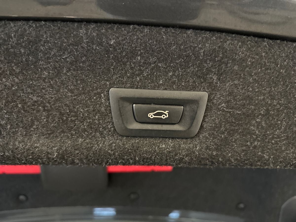 BMW 330e M-Sport aut. billede 18