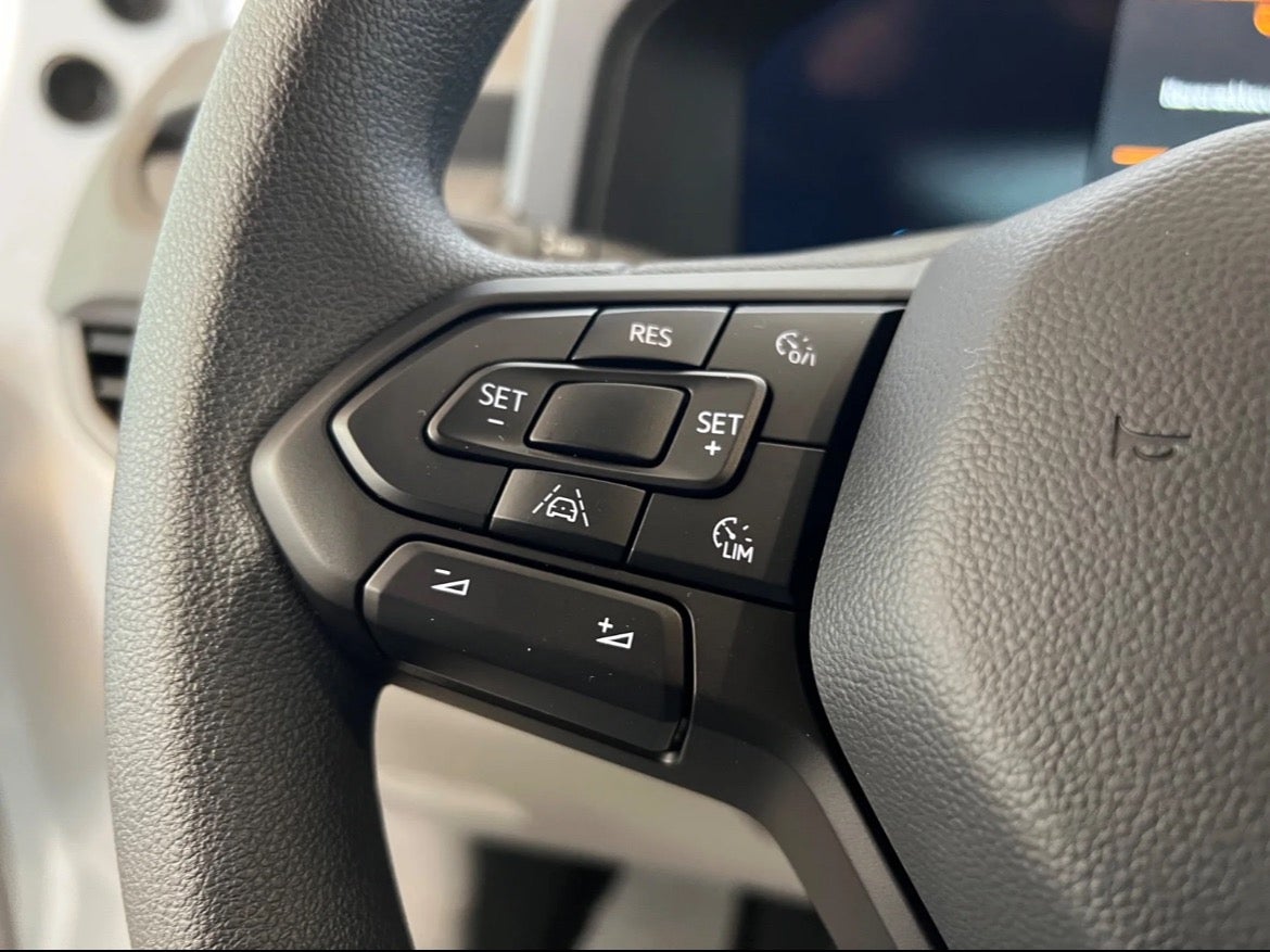 VW e-Transporter Comfort Kassevogn SWB