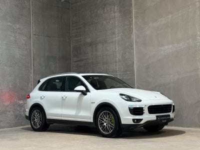 Porsche Cayenne S 3,0 E-Hybrid Tiptr. 5d
