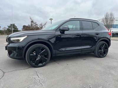 Volvo EX40  Twin Black Edition 5d